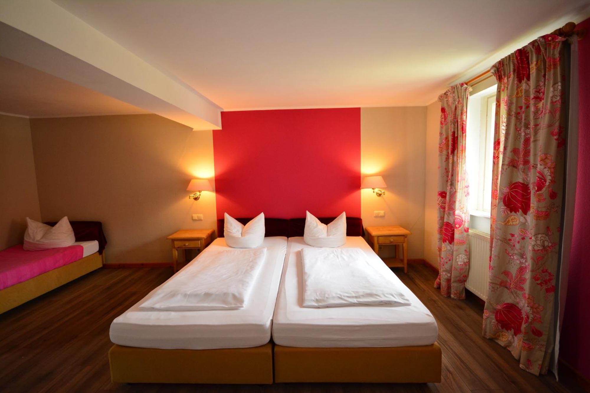 Landhotel Schloss Buttenheim Luaran gambar