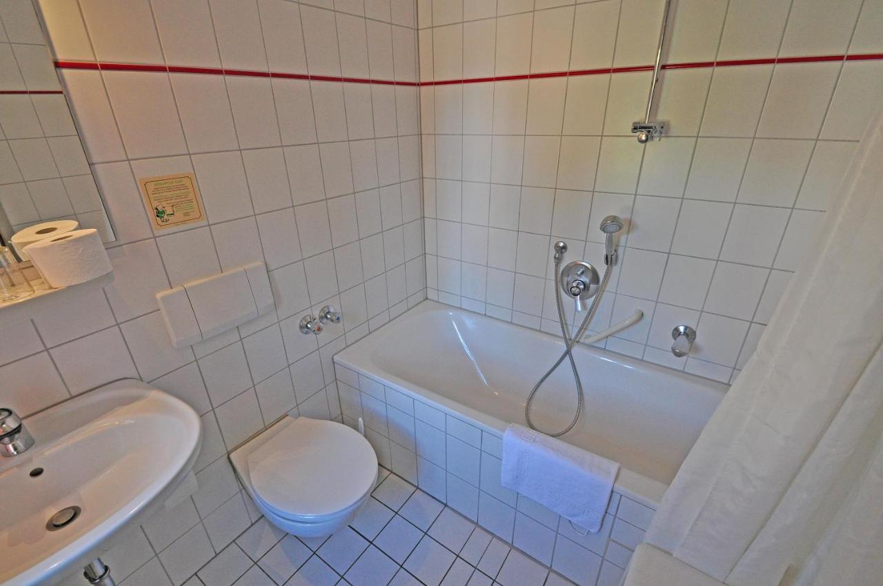Landhotel Schloss Buttenheim Bilik gambar
